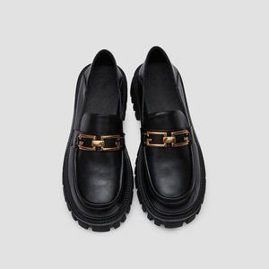 Lattleier Black Chain Loafers